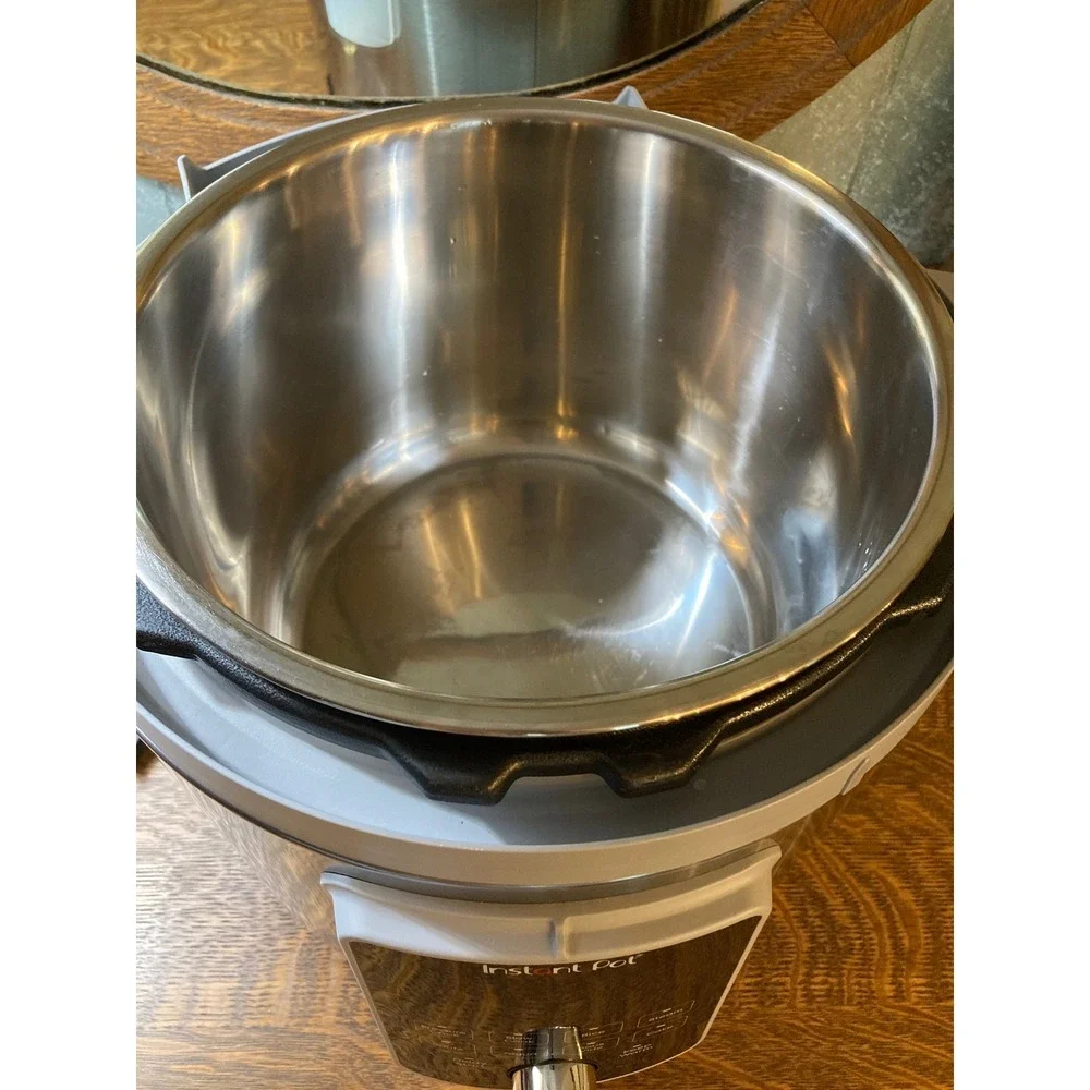 Instant Pot Duo Plus 9-in-1 Multi-Cooker 8 quart Stainless Steel DPPC804 Silver